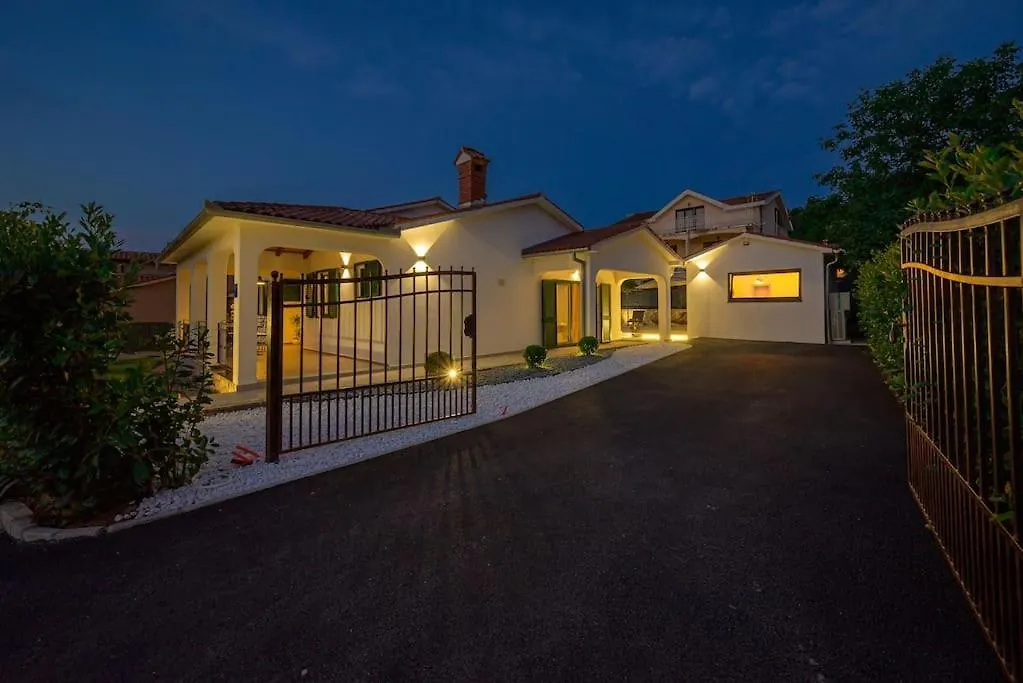 Villa E By Istrialux Krapan Croatia