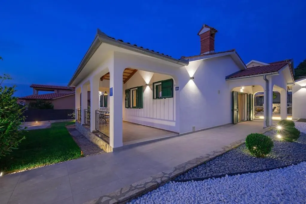 Villa E By Istrialux Krapan 0*,